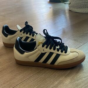 Adidas Samba Black and White Womens Shoes